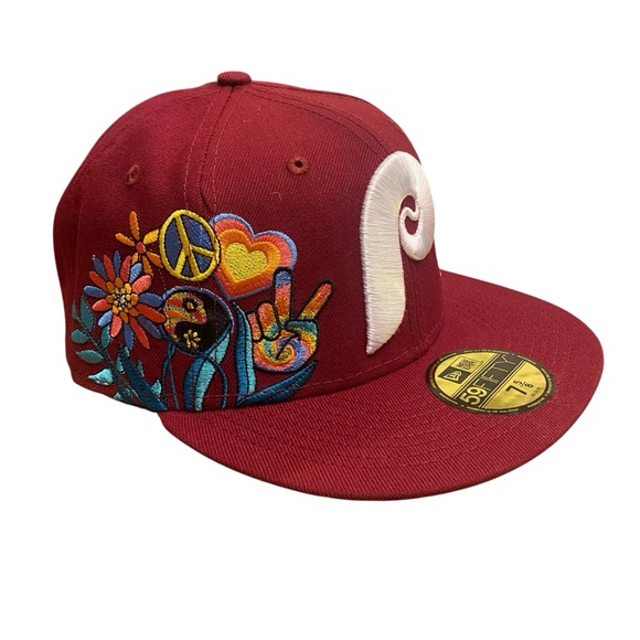 Philadelphia Phillies New Era Red 2x Champions Groovy 59FIFTY Hat Cap Size 7 5/8 - Picture 1 of 9